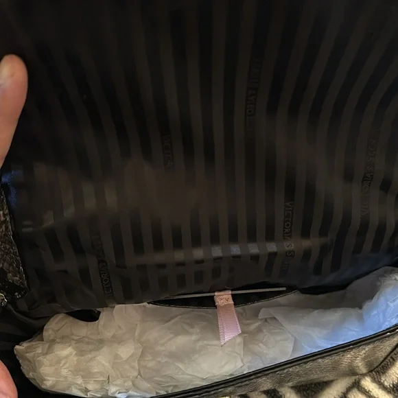 Victoria’s Secret Purse - Picture 4 of 7